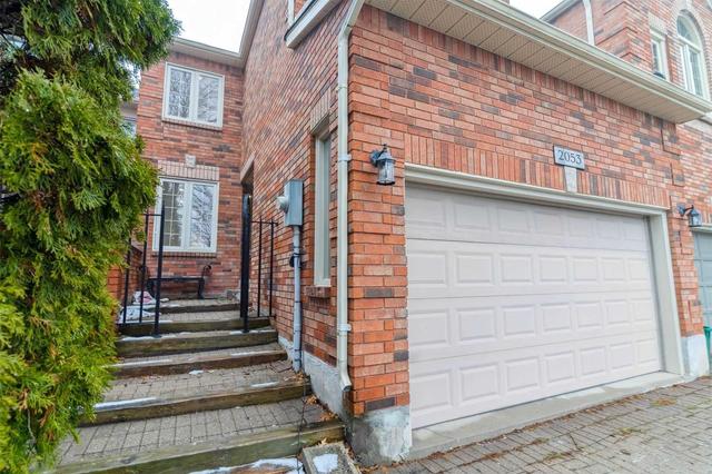 upper - 2053 Brays Lane, House attached with 3 bedrooms, 3 bathrooms and 3 parking in Oakville ON | Image 27