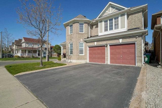 1 Lever Gate, House detached with 3 bedrooms, 3 bathrooms and 6 parking in Brampton ON | Image 36