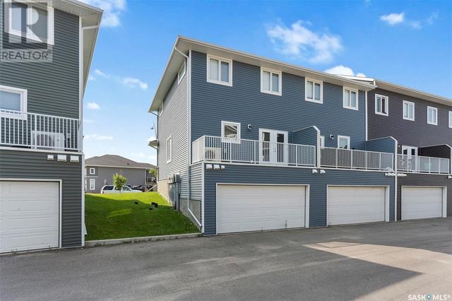 1018 Evergreen Boulevard, House attached with 3 bedrooms, 3 bathrooms and null parking in Saskatoon SK | Image 40