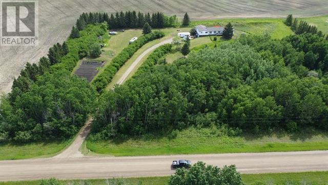 53 Range Road, House detached with 6 bedrooms, 3 bathrooms and 12 parking in Vermilion River County AB | Card Image