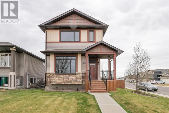 252 Mildred Dobbs Boulevard N, House detached with 4 bedrooms, 3 bathrooms and 2 parking in Lethbridge AB | Card Image