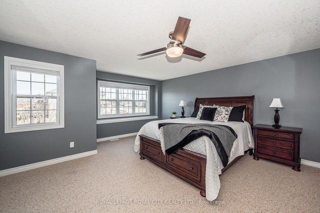 270 Severn Dr, House attached with 3 bedrooms, 3 bathrooms and 2 parking in Guelph ON | Image 14