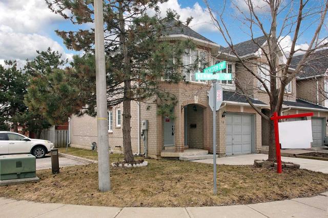 79 Kenwood Dr, Townhouse with 3 bedrooms, 3 bathrooms and 2 parking in Brampton ON | Image 12