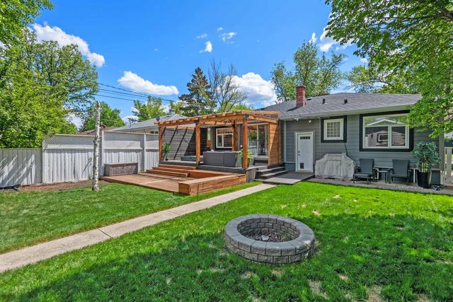 3211 Kilkenny Road Sw, House detached with 4 bedrooms, 2 bathrooms and 1 parking in Calgary AB | Image 36