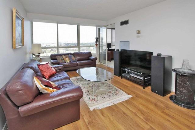 1701 - 275 Bamburgh Circ, Condo with 2 bedrooms, 2 bathrooms and 2 parking in Toronto ON | Image 5