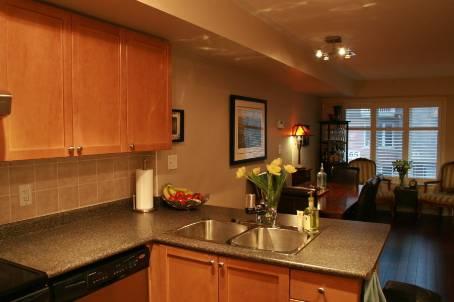 83 - 60 Turntable Cres, Townhouse with 3 bedrooms, 2 bathrooms and 1 parking in Toronto ON | Image 2