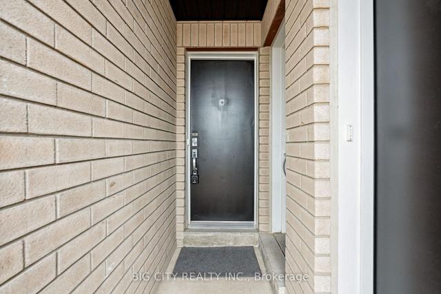 72 - 100 Dufay Rd, Townhouse with 2 bedrooms, 2 bathrooms and 2 parking in Brampton ON | Image 27