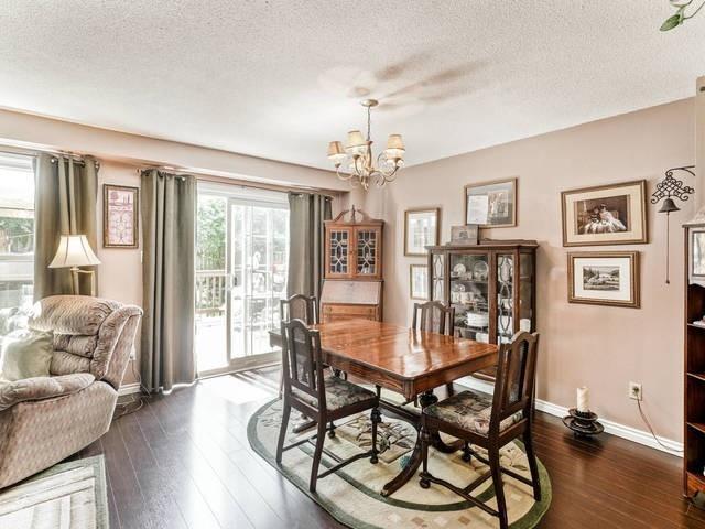 8 Terryhill Sq, House semidetached with 3 bedrooms, 3 bathrooms and 5 parking in Brampton ON | Image 21