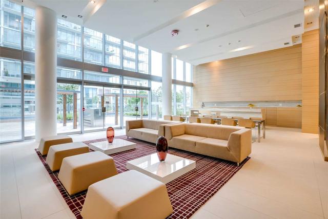 1006 - 29 Queens Quay E, Condo with 2 bedrooms, 3 bathrooms and 2 parking in Toronto ON | Image 29