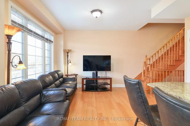 25 - 871 New Westminster Dr, Townhouse with 4 bedrooms, 3 bathrooms and 2 parking in Vaughan ON | Image 3