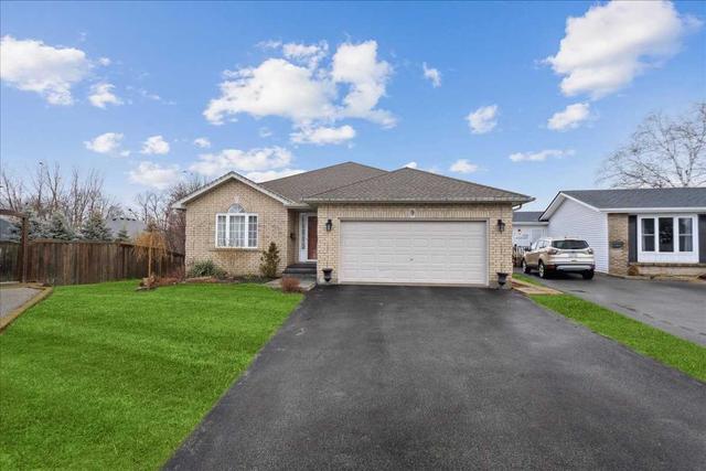9 Constance Crt, House detached with 3 bedrooms, 3 bathrooms and 6 parking in Brantford ON | Image 1
