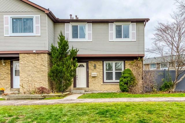 2 - 120 Falconer Dr, Townhouse with 3 bedrooms, 1 bathrooms and 1 parking in Mississauga ON | Image 1