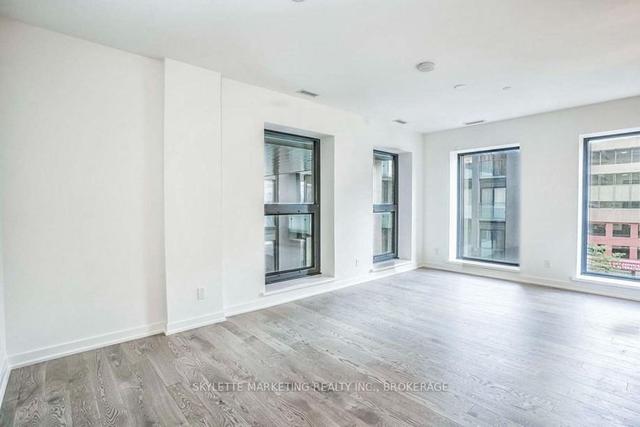 401 - 22 Lombard St, Condo with 2 bedrooms, 2 bathrooms and 1 parking in Toronto ON | Image 23
