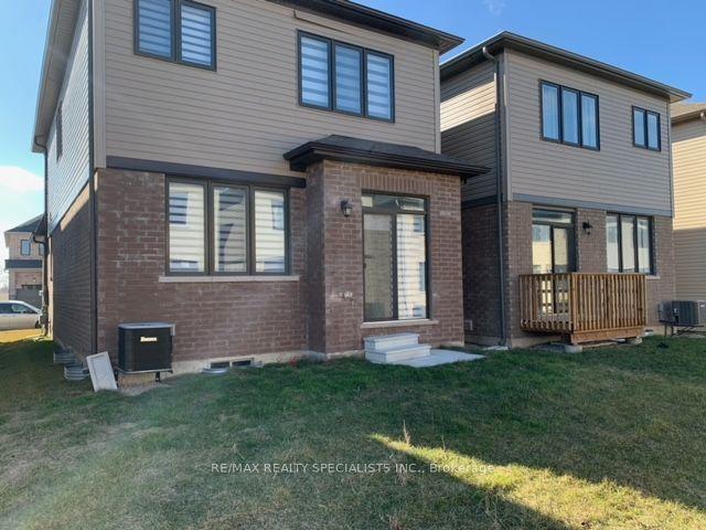 16 Monteith Dr, House detached with 3 bedrooms, 3 bathrooms and 3 parking in Brantford ON | Image 23