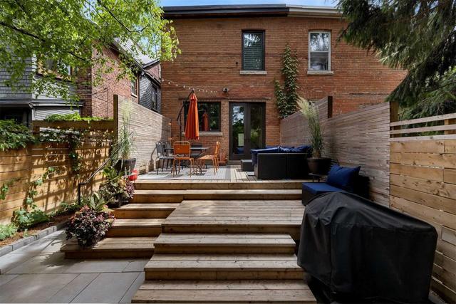 40 Dupont St, House semidetached with 4 bedrooms, 2 bathrooms and 2 parking in Toronto ON | Image 9