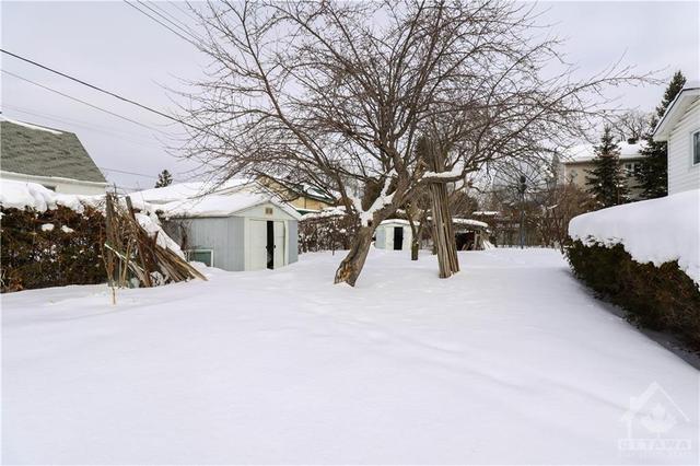 75 Granton Avenue, House detached with 3 bedrooms, 1 bathrooms and 3 parking in Ottawa ON | Image 22