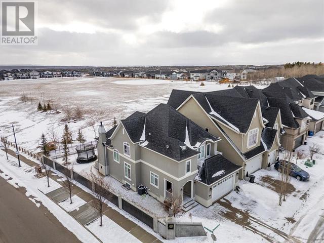 7 Aspen Summit Court Sw, House detached with 6 bedrooms, 3 bathrooms and 2 parking in Calgary AB | Image 3