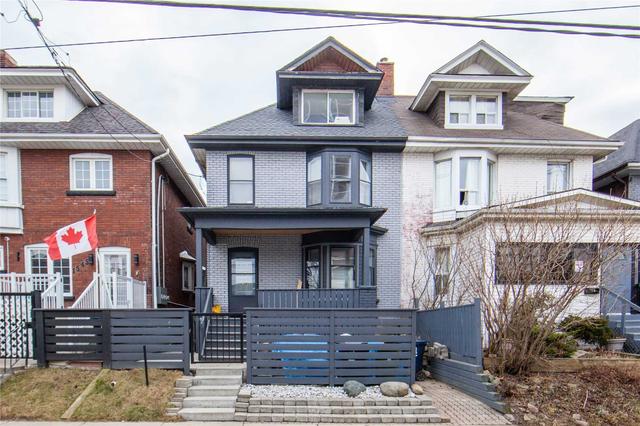1547 Queen St W, House semidetached with 5 bedrooms, 2 bathrooms and 0 parking in Toronto ON | Image 1