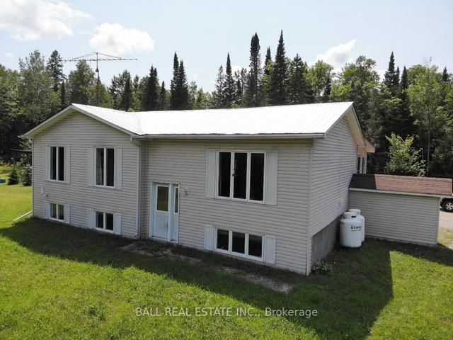 7113 Highway 127, House detached with 3 bedrooms, 2 bathrooms and 20 parking in South Algonquin ON | Image 1