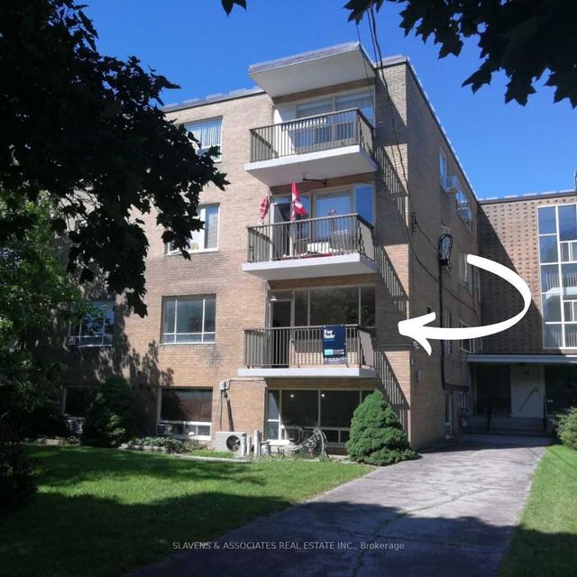 106 - 53 Neptune Dr, Condo with 3 bedrooms, 1 bathrooms and 1 parking in Toronto ON | Image 1