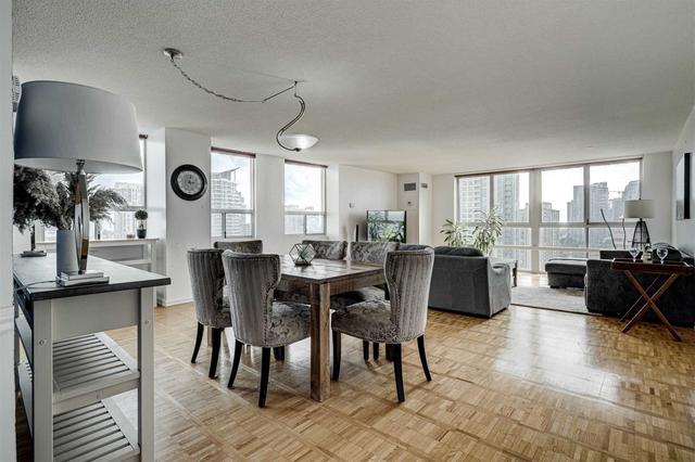 2205 - 3650 Kaneff Cres, Condo with 3 bedrooms, 2 bathrooms and 1 parking in Mississauga ON | Image 31