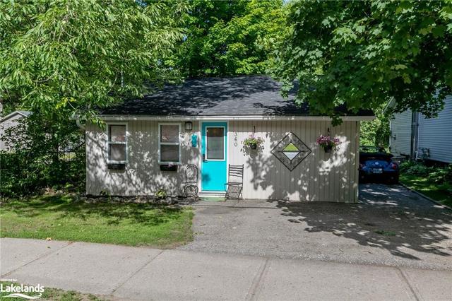 360 Muskoka Beach Road, House detached with 3 bedrooms, 1 bathrooms and 3 parking in Gravenhurst ON | Image 3