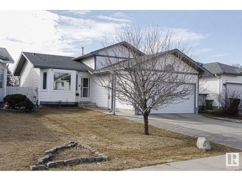 18413 76a Av Nw, House detached with 4 bedrooms, 2 bathrooms and 4 parking in Edmonton AB | Card Image