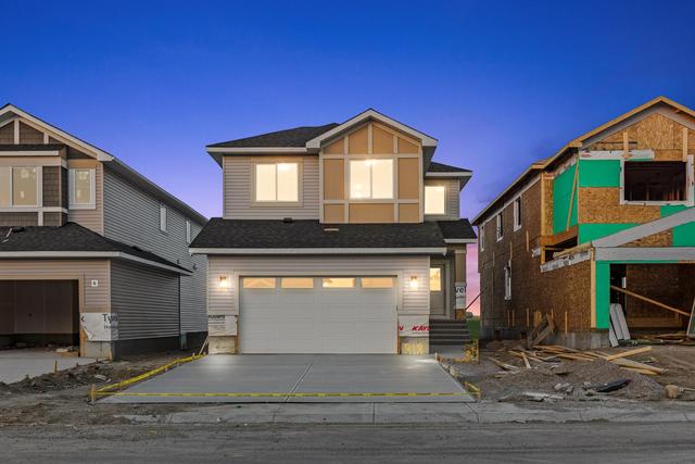 818 Edgefield Street, House detached with 4 bedrooms, 2 bathrooms and 4 parking in Strathmore AB | Image 1