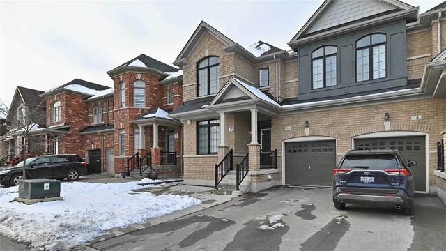 16 Thornapple St, House semidetached with 4 bedrooms, 4 bathrooms and 2 parking in Brampton ON | Image 1