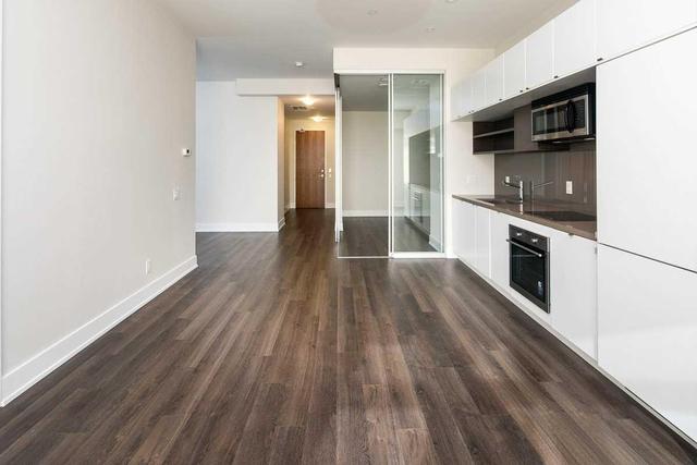 610 - 111 St Clair Ave W, Condo with 2 bedrooms, 2 bathrooms and 1 parking in Toronto ON | Image 8