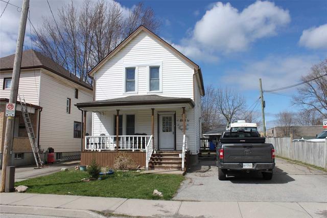 4849 Maple St, House detached with 4 bedrooms, 3 bathrooms and 8 parking in Niagara Falls ON | Image 1
