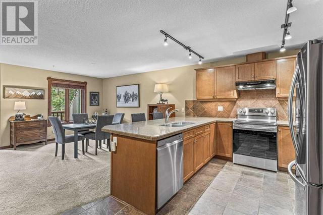 311, - 150 Crossbow Place, Condo with 2 bedrooms, 2 bathrooms and 2 parking in Canmore AB | Image 3