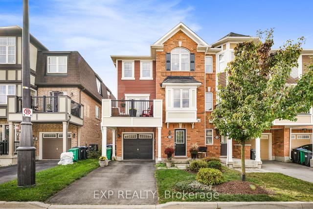 14 Deancrest Rd W, House attached with 3 bedrooms, 2 bathrooms and 2 parking in Brampton ON | Image 12