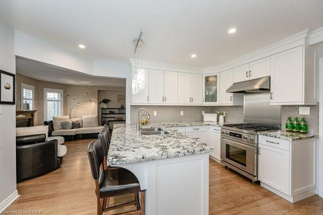 5457 Remington Court, House detached with 4 bedrooms, 2 bathrooms and null parking in Mississauga ON | Image 12