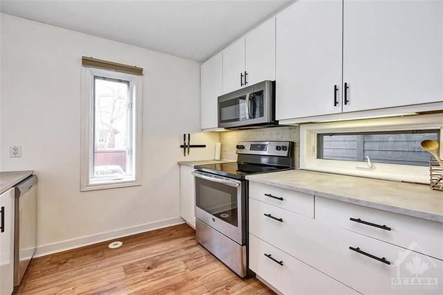 e - 92 Holland Avenue, House attached with 2 bedrooms, 2 bathrooms and 1 parking in Ottawa ON | Image 15