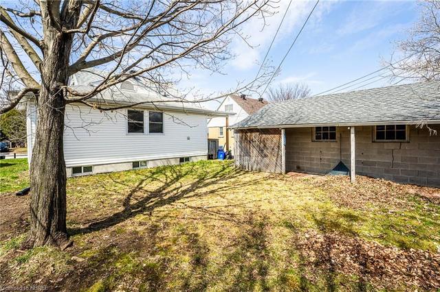 936 Burns Street, House detached with 3 bedrooms, 1 bathrooms and 3 parking in North Bay ON | Image 37