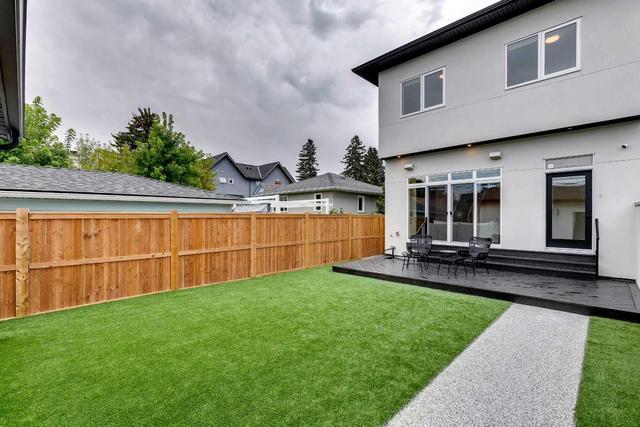 422 21 Avenue Ne, Home with 4 bedrooms, 3 bathrooms and 2 parking in Calgary AB | Image 48