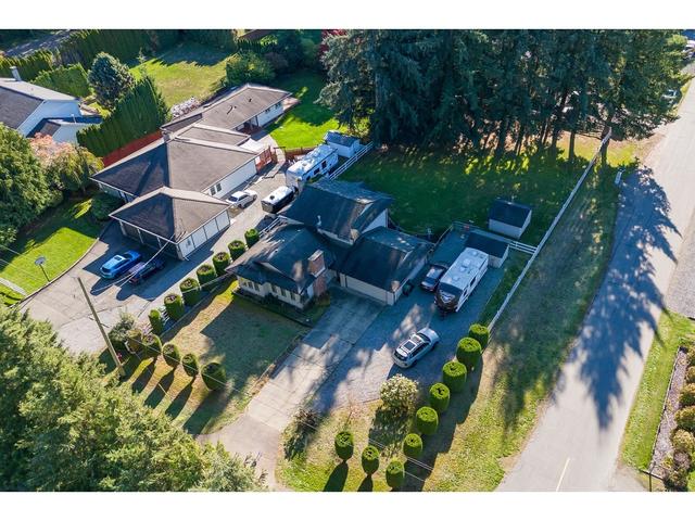 24496 58a Avenue, House detached with 3 bedrooms, 3 bathrooms and 10 parking in Langley BC | Image 3