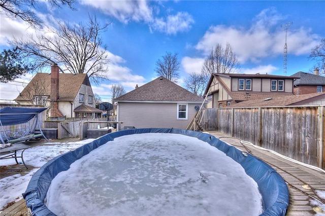 6250 Dawlish Avenue, House detached with 4 bedrooms, 2 bathrooms and null parking in Niagara Falls ON | Image 28