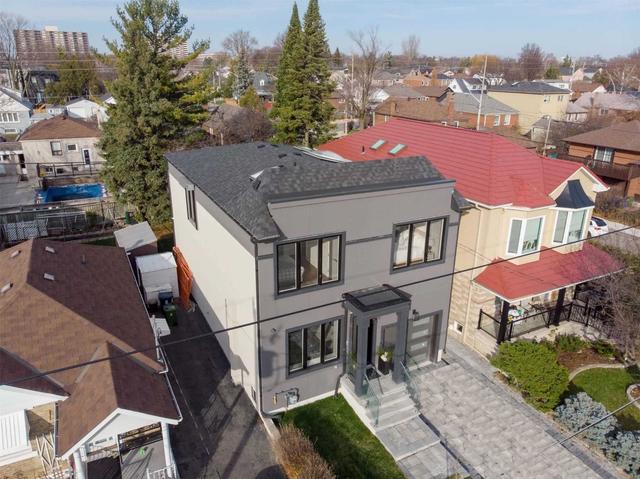 110 Tiago Ave, House detached with 4 bedrooms, 5 bathrooms and 2 parking in Toronto ON | Image 23
