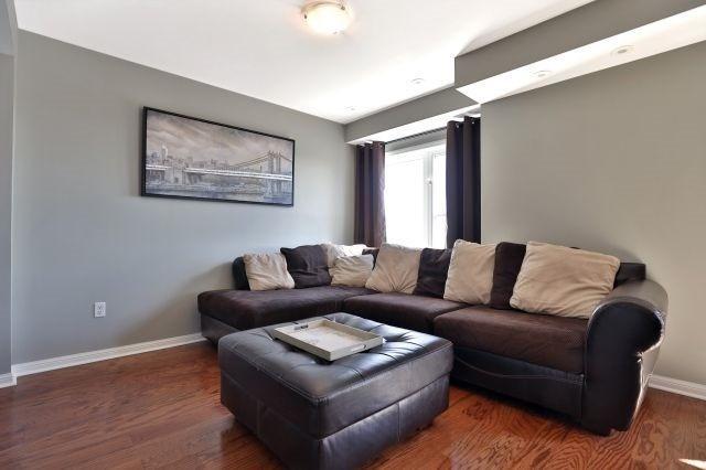 3 - 645 Dundas St W, Townhouse with 2 bedrooms, 2 bathrooms and 1 parking in Mississauga ON | Image 8
