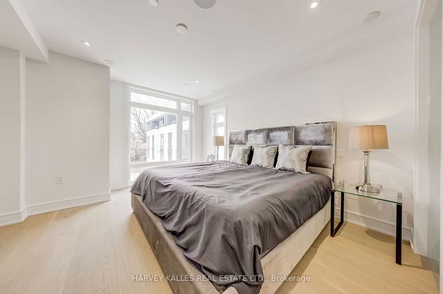 36a Churchill Ave W, House attached with 4 bedrooms, 4 bathrooms and 2 parking in Toronto ON | Image 10
