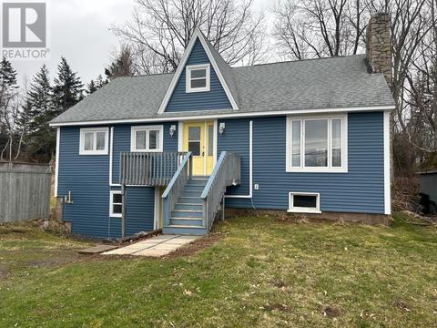346 Thorburn Road, House detached with 2 bedrooms, 1 bathrooms and null parking in Pictou, Subd. C NS | Card Image