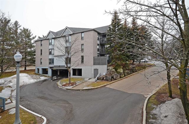 205 - 2020 Cleaver Ave, Condo with 2 bedrooms, 1 bathrooms and 1 parking in Burlington ON | Image 12