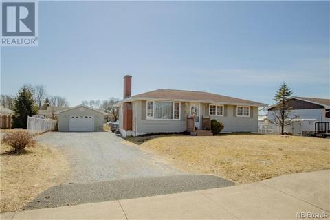 70 Fowler Drive, House detached with 3 bedrooms, 1 bathrooms and null parking in Saint John NB | Card Image