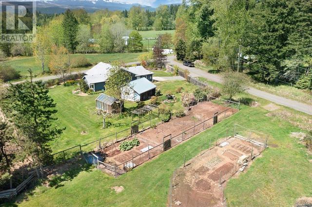3253 Godin Rd, House detached with 3 bedrooms, 2 bathrooms and 4 parking in Comox Valley C (Puntledge   Black Creek) BC | Image 33