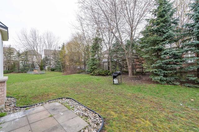 71 Norland Circ, House detached with 4 bedrooms, 3 bathrooms and 2 parking in Oshawa ON | Image 24