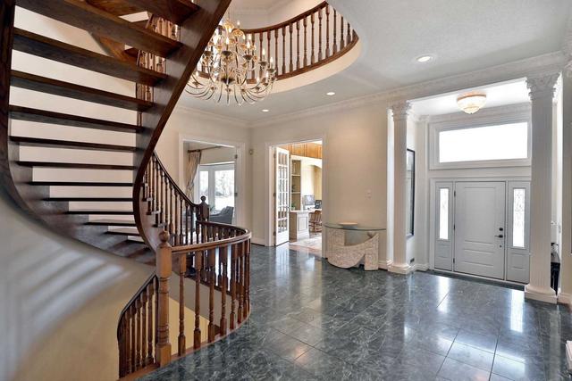 1717 Chesbro Crt, House detached with 6 bedrooms, 6 bathrooms and 6 parking in Mississauga ON | Image 12
