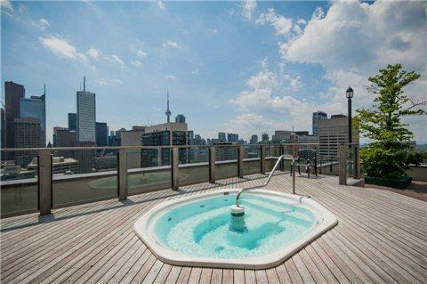 1711 - 633 Bay St, Condo with 1 bedrooms, 2 bathrooms and null parking in Toronto ON | Image 10
