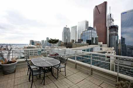 701 - 50 Lombard St, Condo with 2 bedrooms, 1 bathrooms and 1 parking in Toronto ON | Image 9